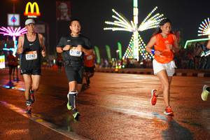 BIB: 21746, 21742
                            <button type="button" onclick="openModal(16205790)" class="btn btn-primary btn-sm float-right btn-popup" data-toggle="modal" data-target=".modal-high-quality">
                        <i class="fas fa-shopping-cart"></i> Add to Cart
                    </button>
                                            <button type="button" onclick="isThisMe(16205790, true)" class="btn btn-success btn-sm float-right btn-popup btn-isme hidden" data-toggle="tooltip" data-placement="bottom" title="นี่คือรูปของคุณใช่ไหม คลิกที่นี่เพื่อเอาเข้าอัลบั้ม">
                        <i class="fas fa-plus"></i> Add to album
                    </button>
                    <button type="button" onclick="isThisMe(16205790, false)" class="btn btn-warning btn-sm float-right btn-popup btn-isnotme hidden">
                        <i class="fas fa-ban"></i> Remove from album
                    </button>